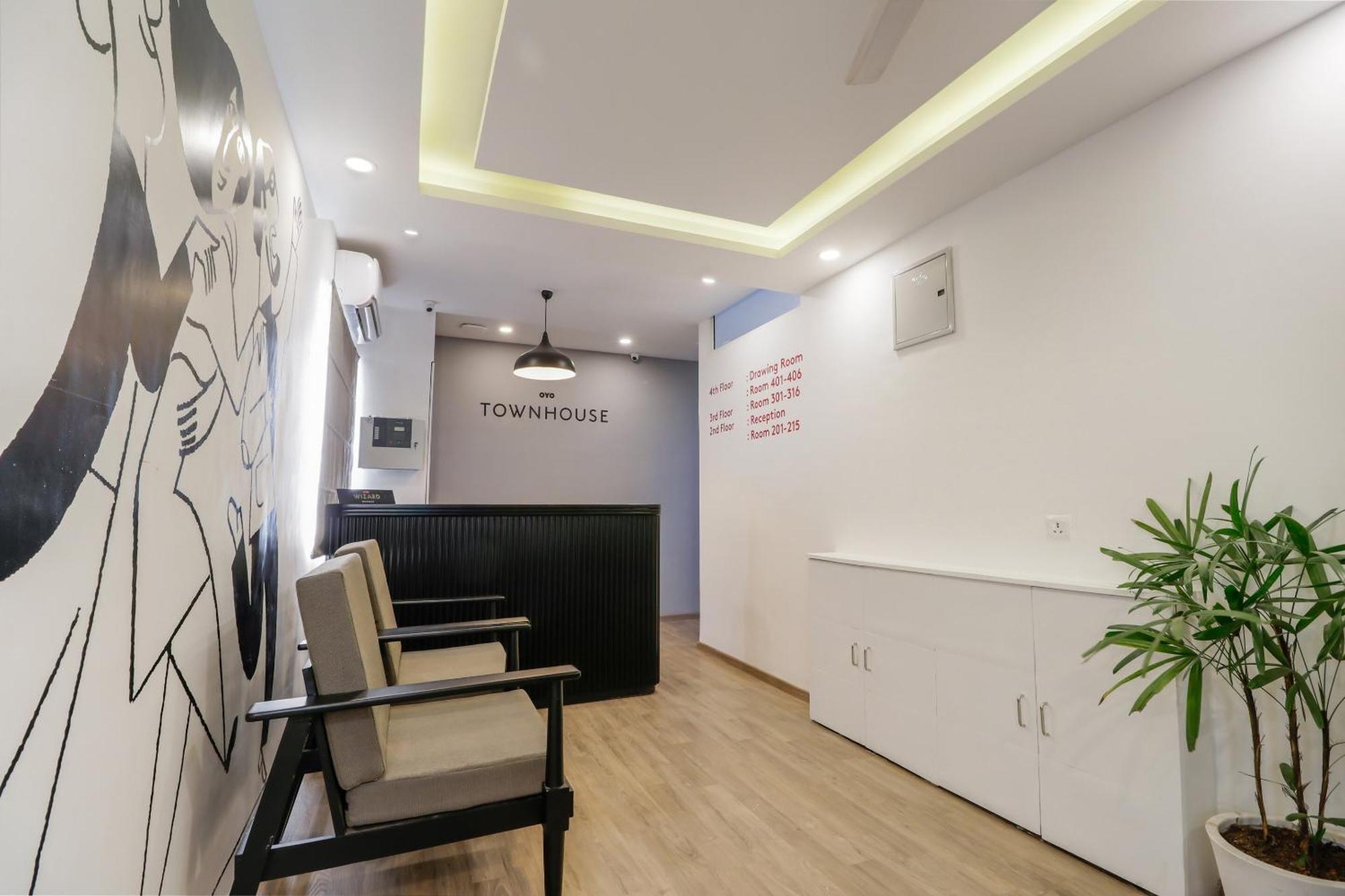 Super Townhouse The Landmark Indore Exterior foto